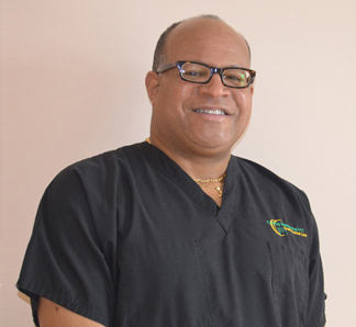 meet dr curtis newsome